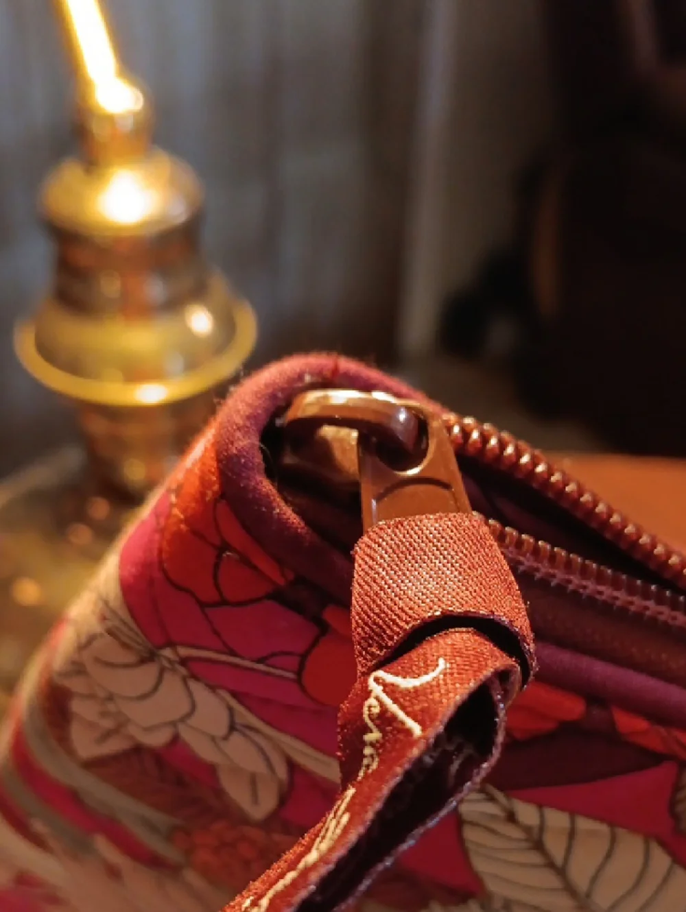 Vera Bradley Grab & Go RFID Wristlet in the retired Bohemian Blooms pattern. - Picture 6 of 14